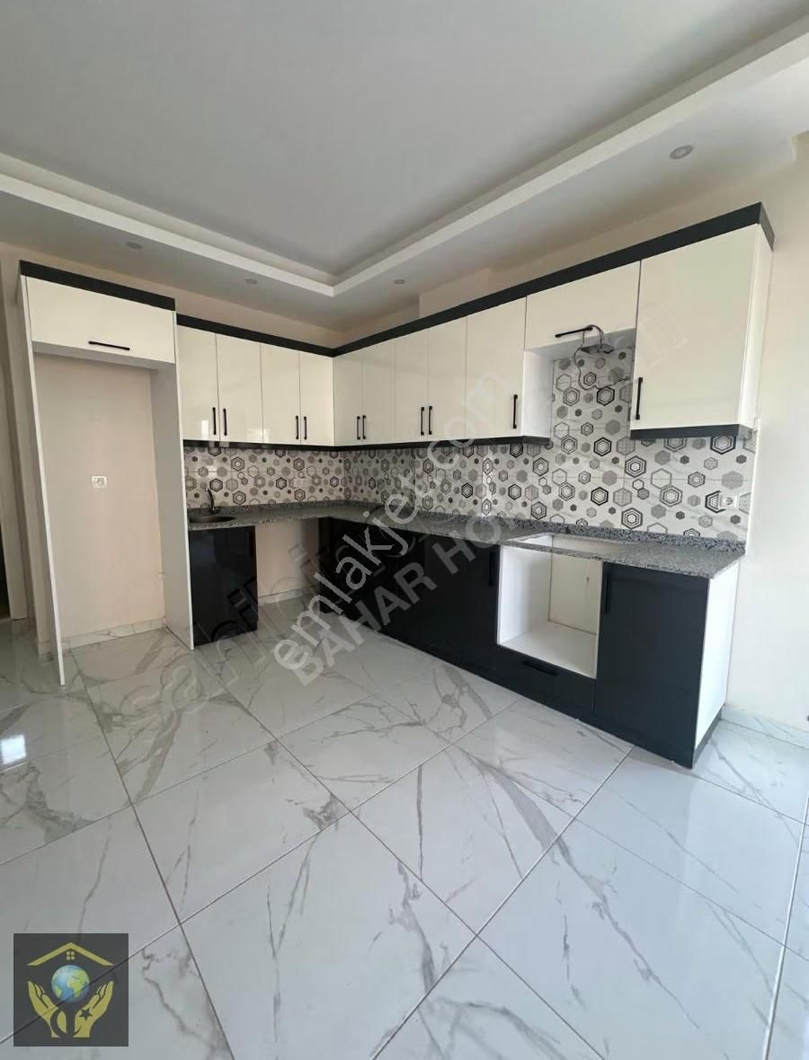 Denız Manzaralı Denize Sıfır Fırsat Yatırımlık Daire - Görsel 10