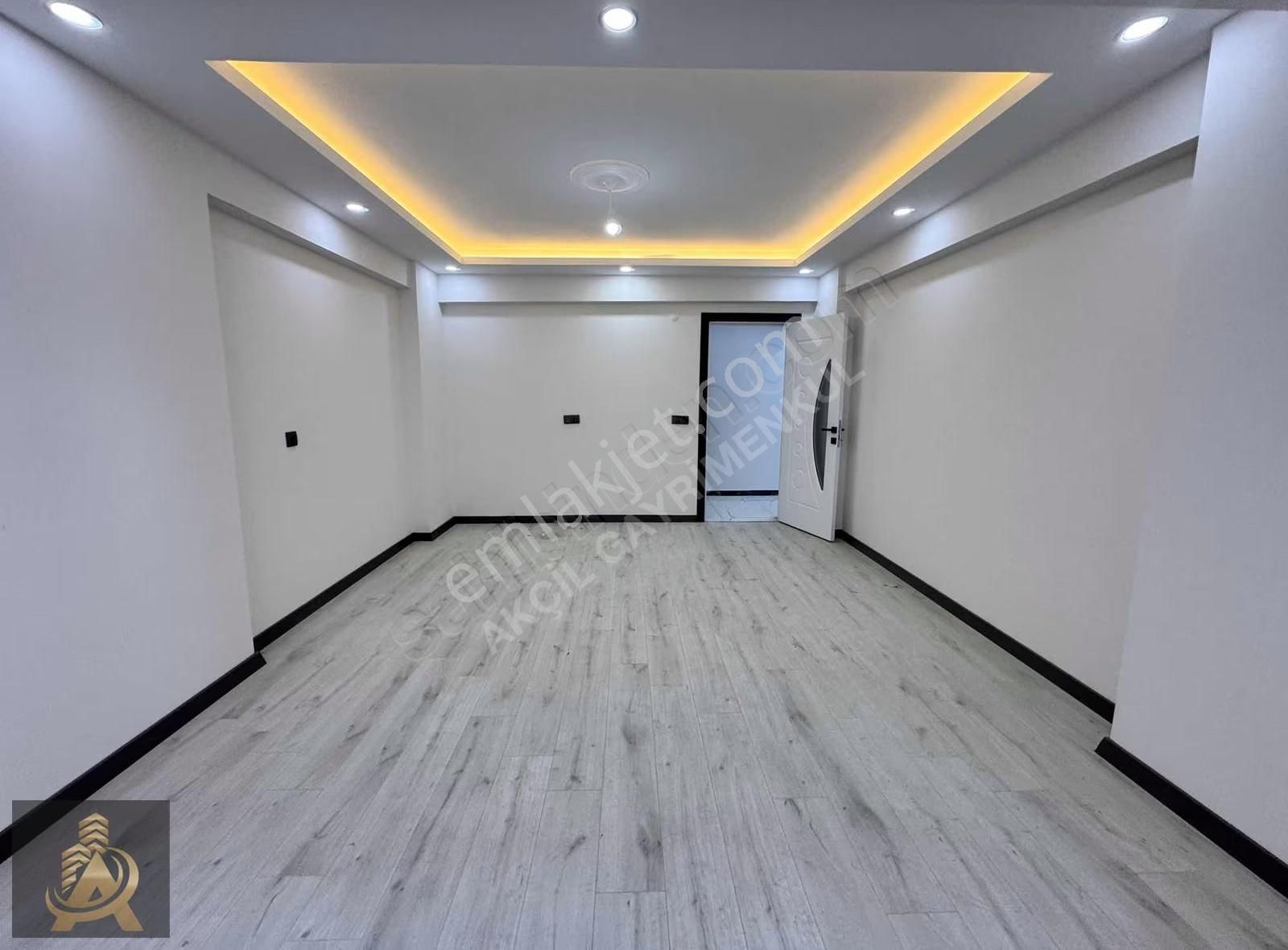 Akçil'den Satılık Sıfır 3+1 Daire İskanlı Ara Kat Çift Balkonlu - Görsel 31