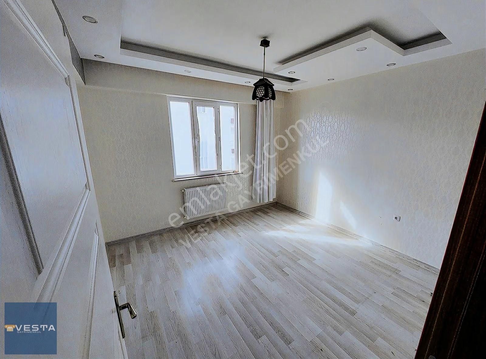 Vesta'dan Geniş (2+1)**lüx Ve Bakımlı Cam Balkonlu İskanlı Daire - Görsel 3