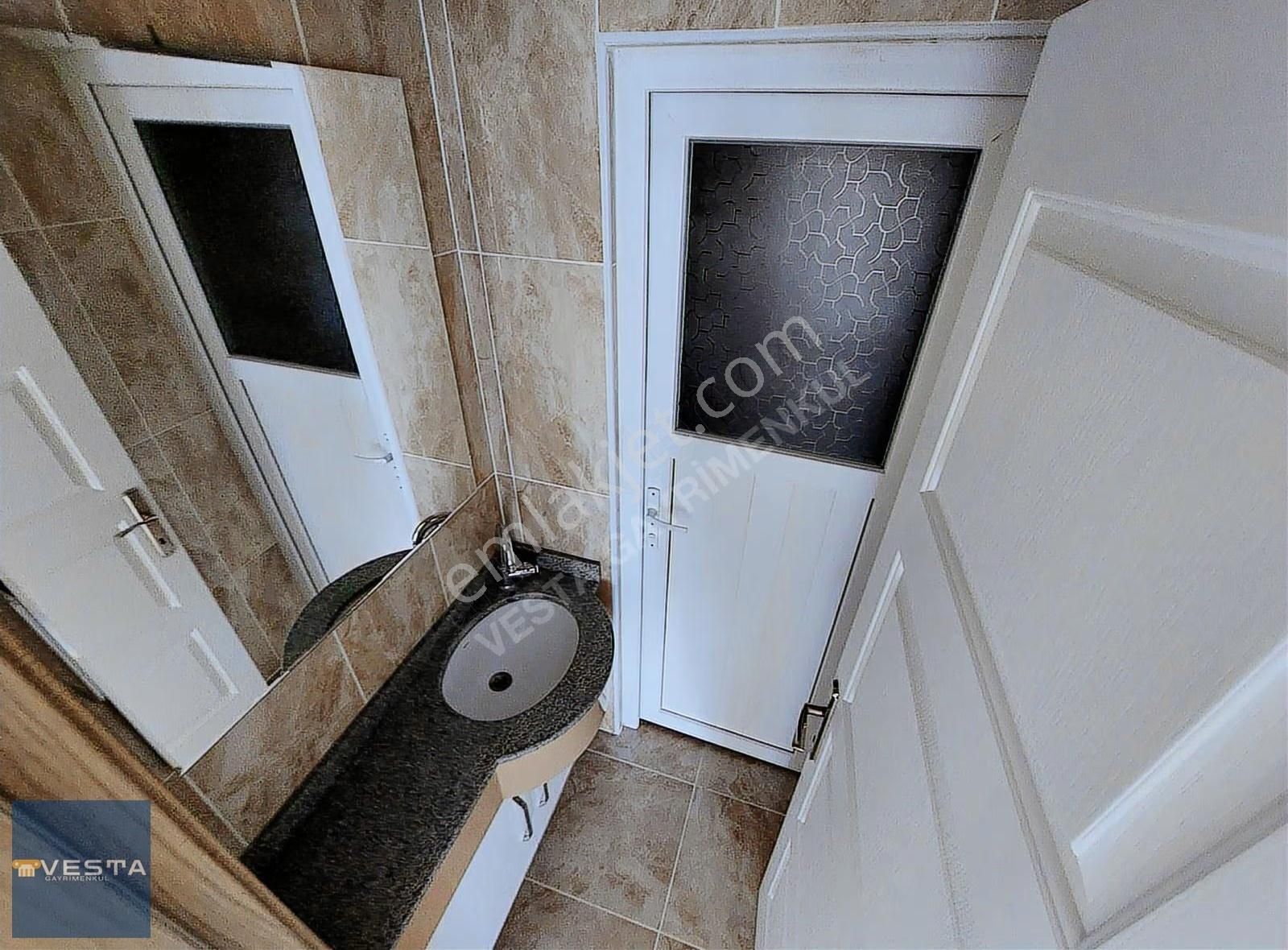 Vesta'dan Geniş (2+1)**lüx Ve Bakımlı Cam Balkonlu İskanlı Daire - Görsel 9