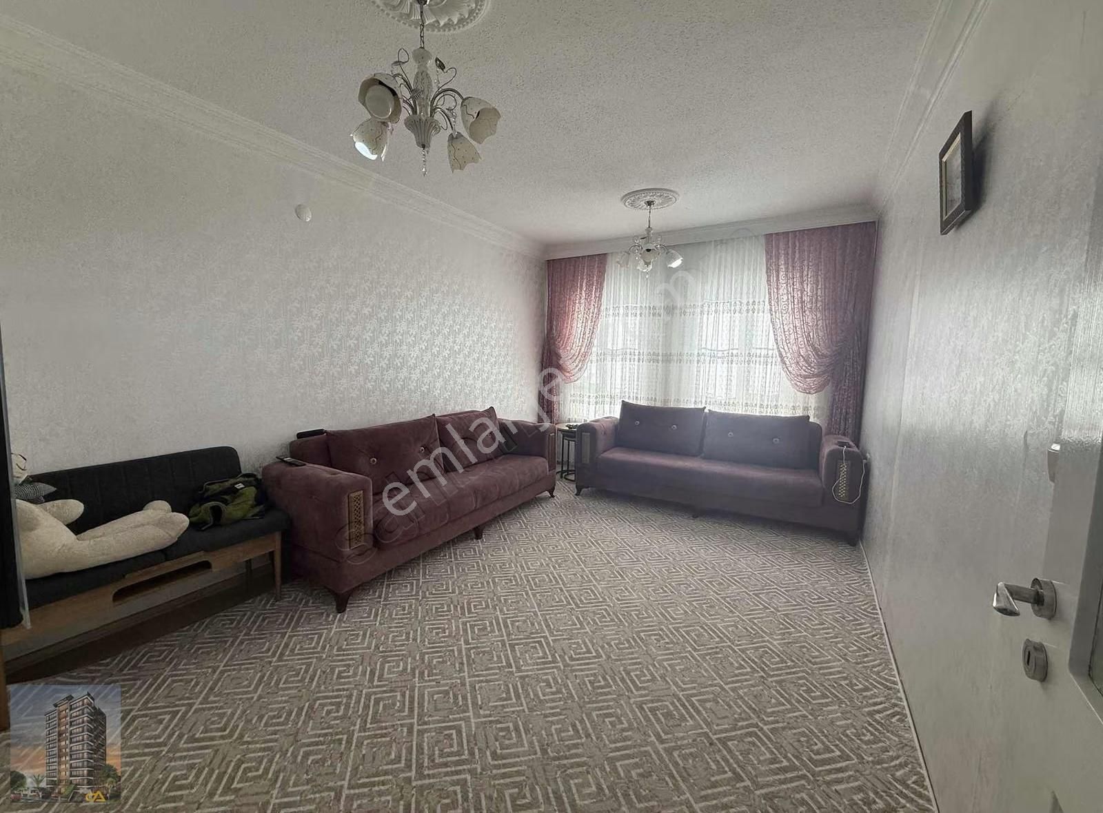 Beykent'te Bakımlı Satılık 2+1 Daire