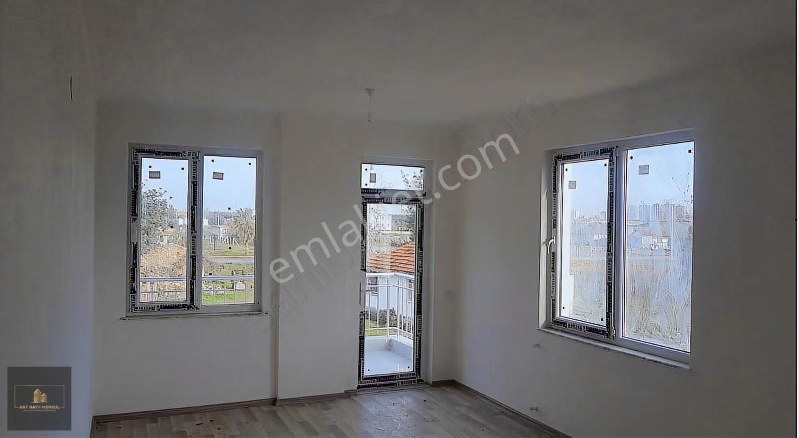 Komple Satılık 3 Katlı İmarlı İskanlı Bina - Görsel 4