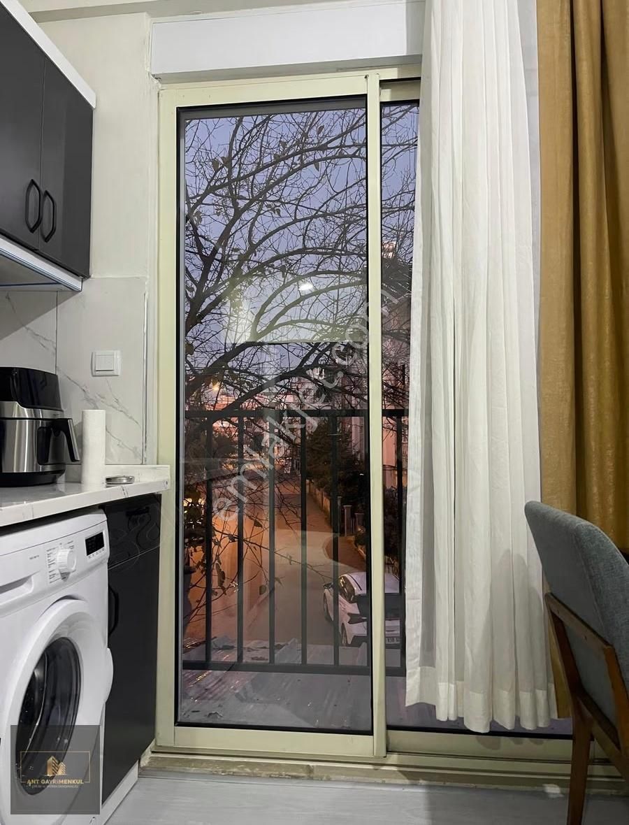 Ahatlı' Da 1+0 Eşyalı Stüdyo Daire