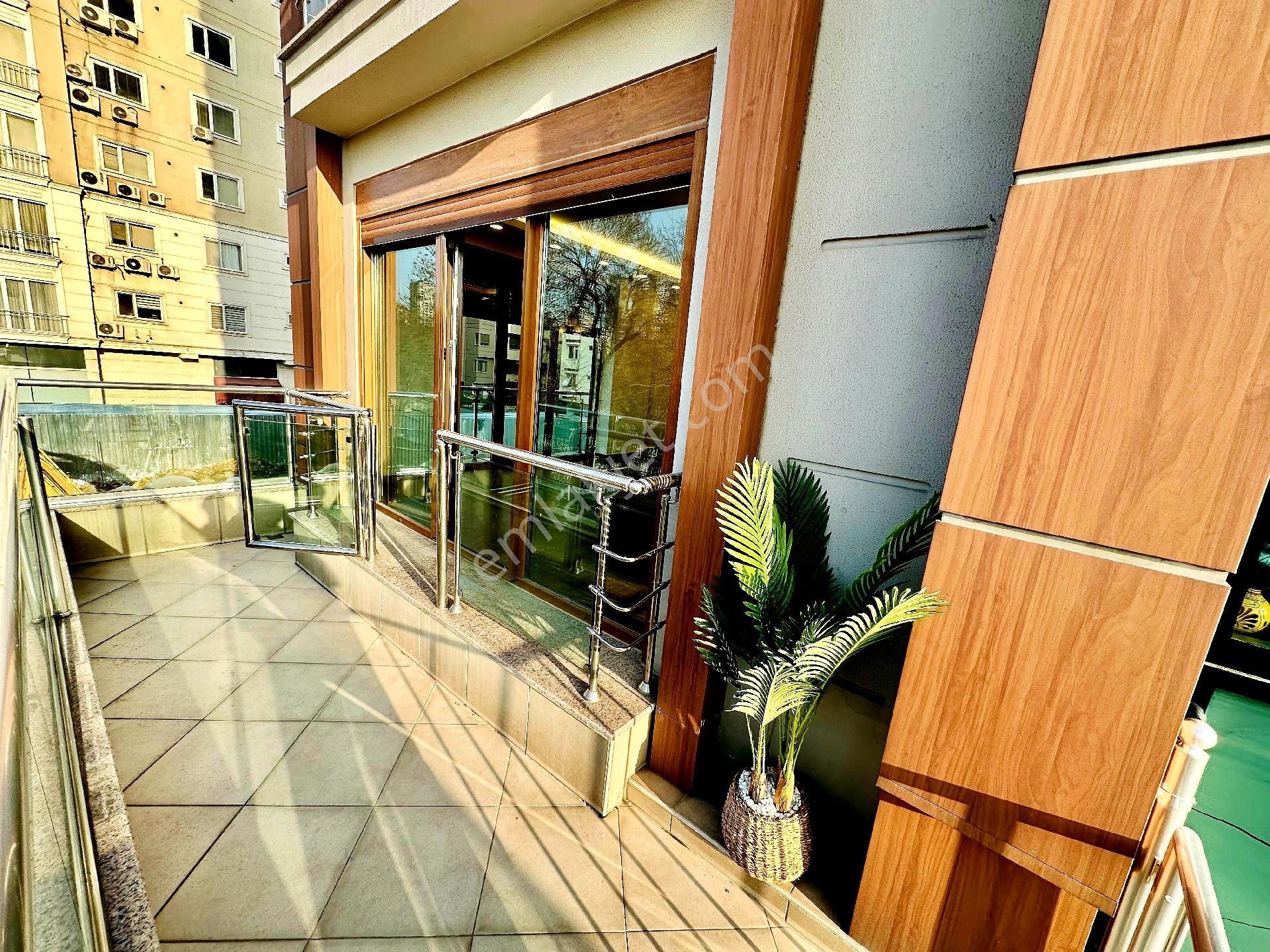 Caddebıstan Sahilde Göztepe Park Manzaralı - Görsel 8