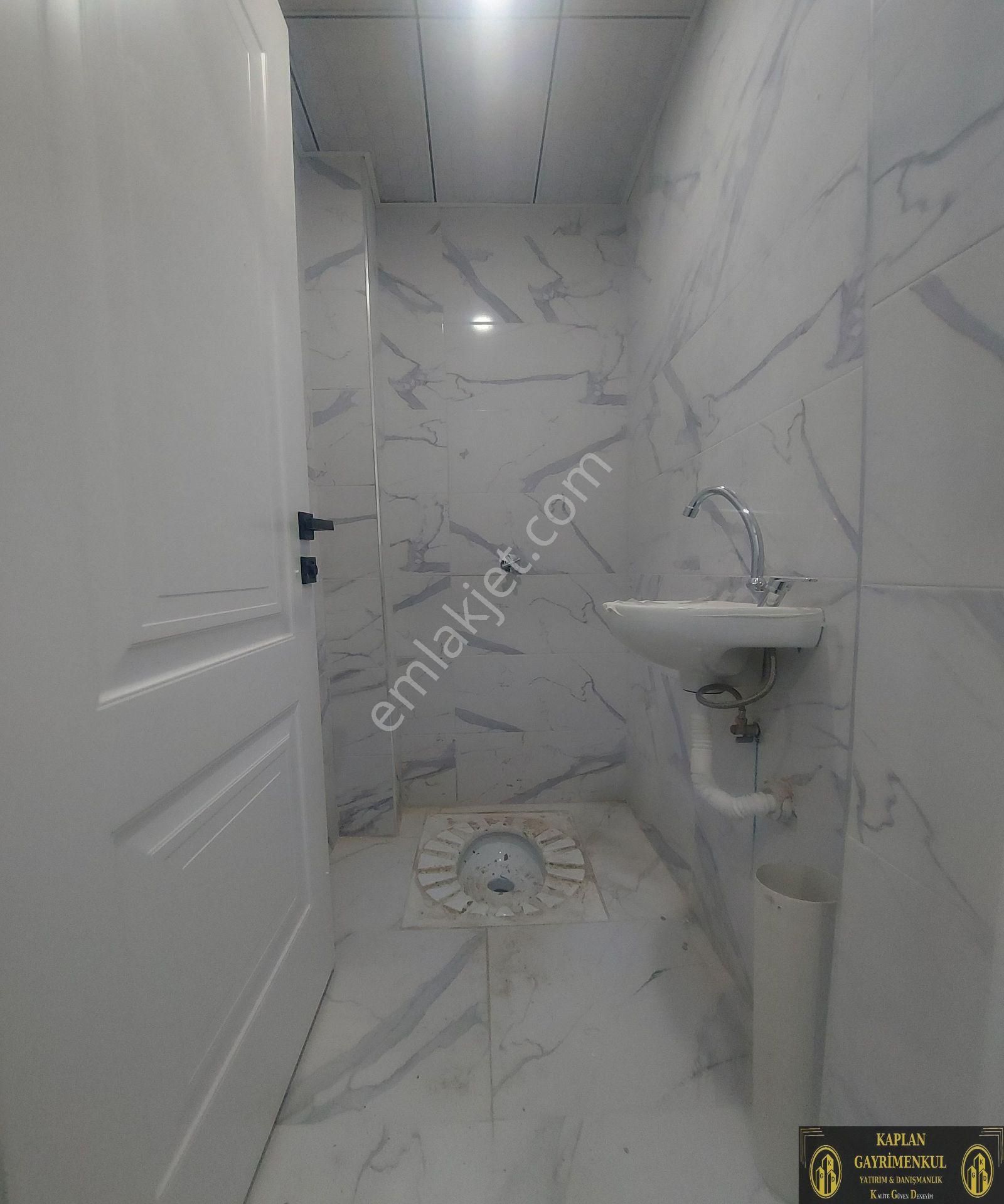 Kaplan Gayrimenkul’den 71 Evler Semt Pazarı Yakını 2+0 76 M² Satılık Daire - Görsel 14