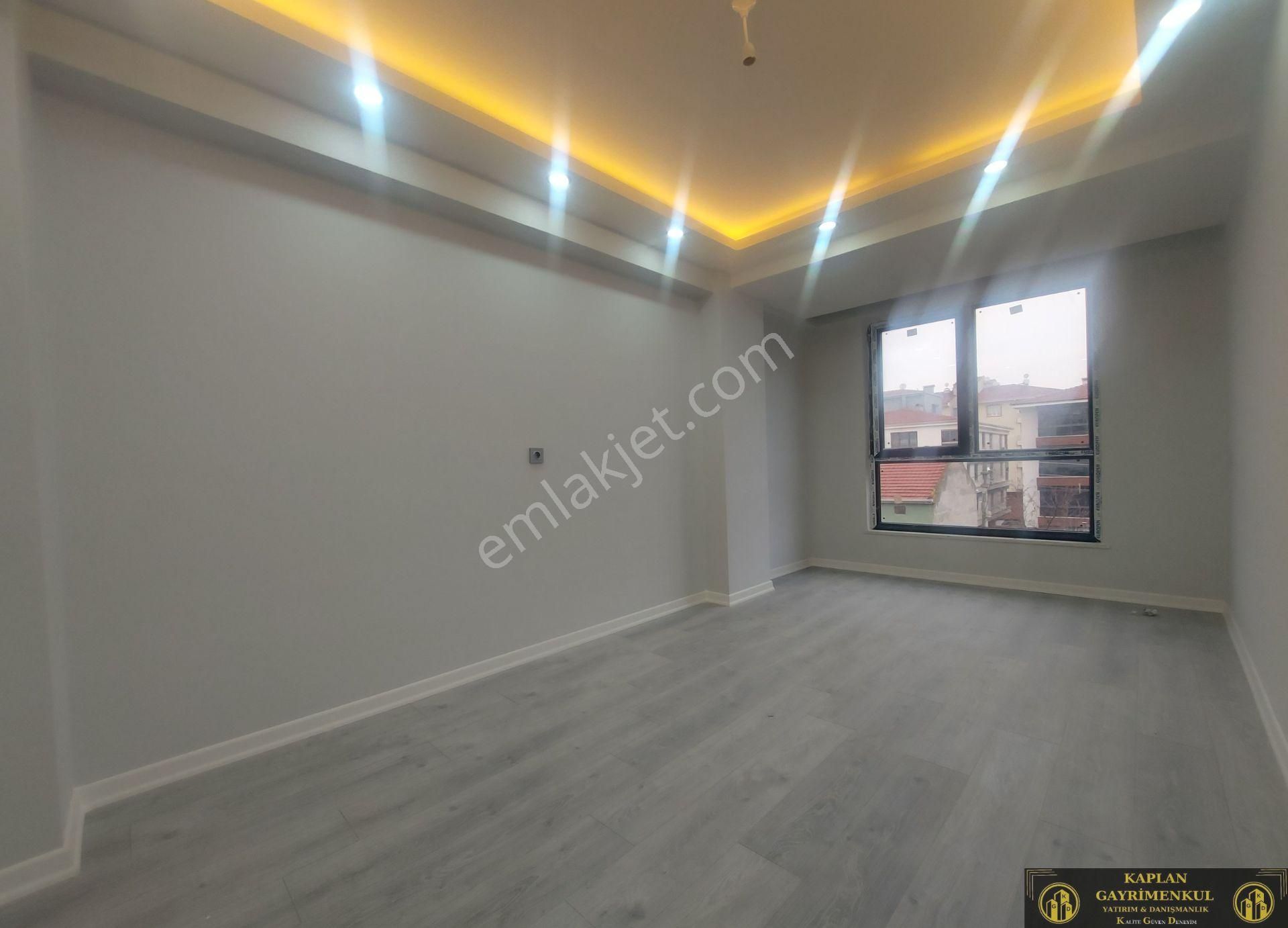 Kaplan Gayrimenkul’den 71 Evler Semt Pazarı Yakını 2+0 76 M² Satılık Daire