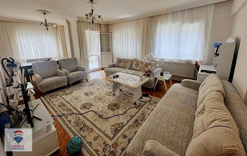 Çekmeköy Merkez Mahallesi Özçamlıca Sitesinde Satılık 3+1 Daire - Görsel 17