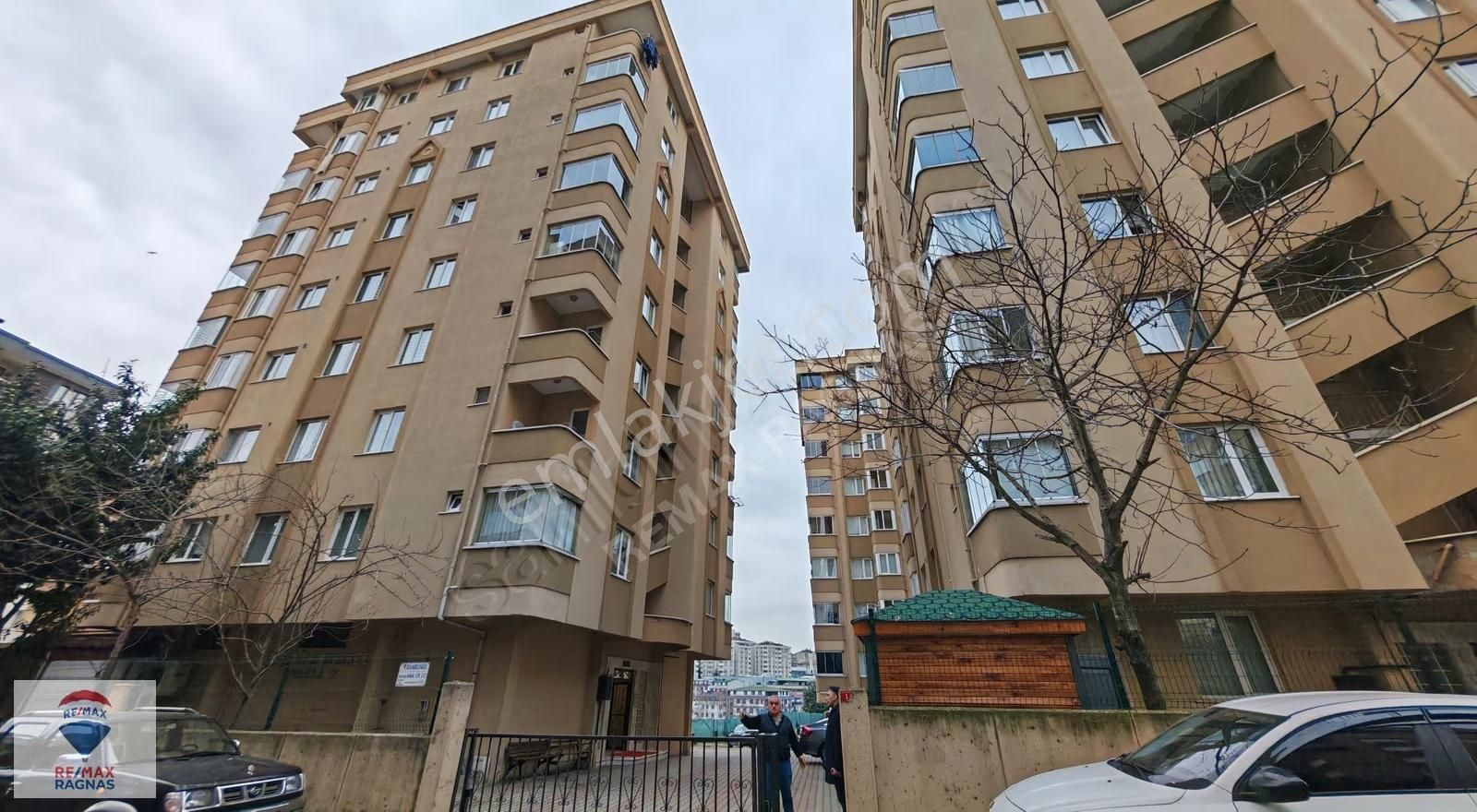Necip Fazıl Mahallesi Site İçinde Yenilenmiş Kiralık 3+1 - Görsel 3