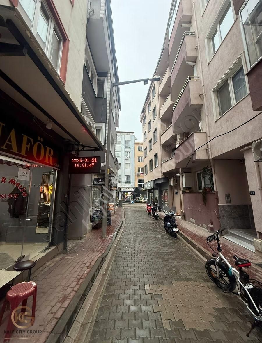 Biga Çan Caddesi Çarşı İçinde Satılık 3+1 Daire - Görsel 9