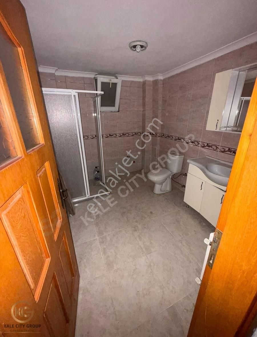 Biga Çan Caddesi Çarşı İçinde Satılık 3+1 Daire - Görsel 13