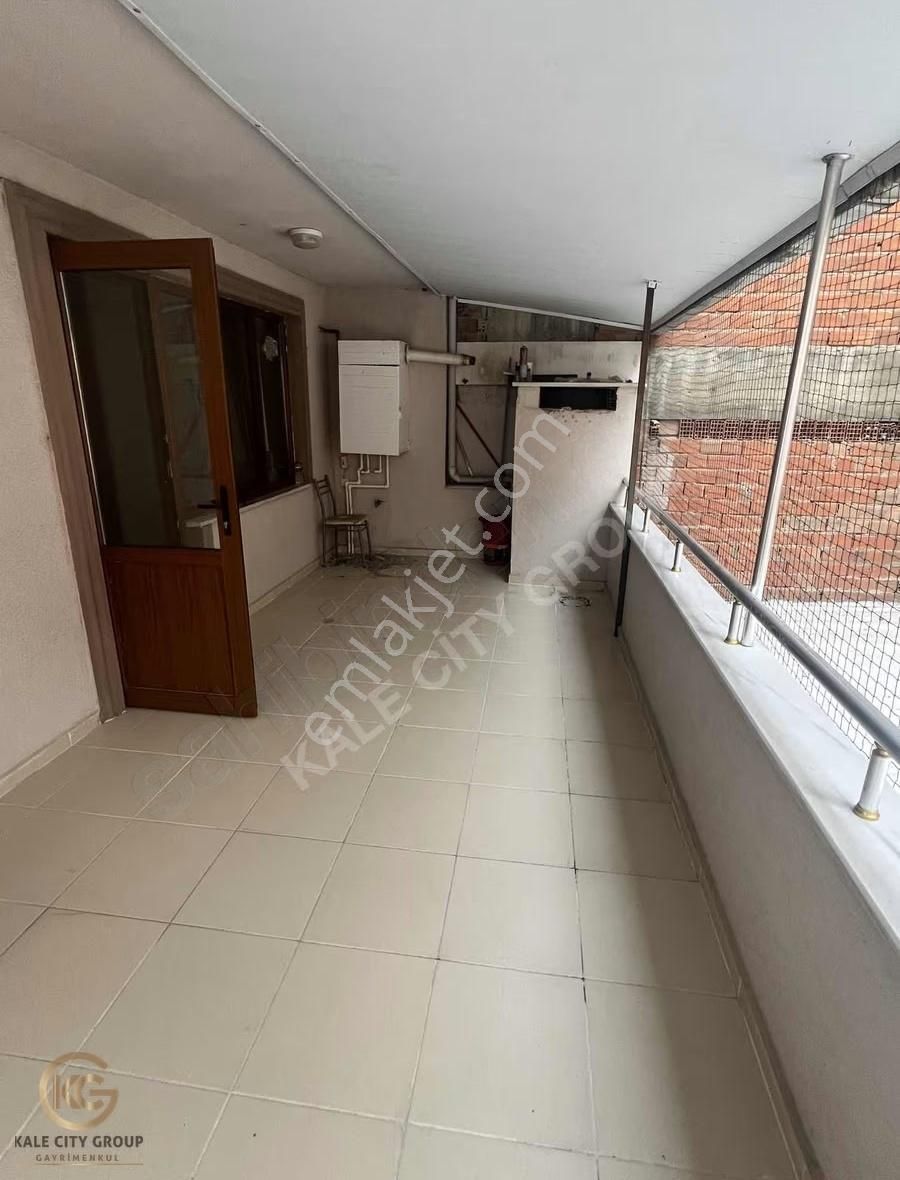 İstiklal Caddesi Üzeri Kiralık 2+1 Daire - Görsel 3