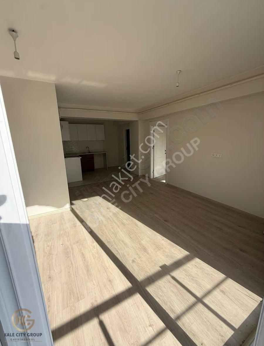 Biga Hamdibey Mh Sıfır Satılık Ara Kat 1+1 Daire 50 M2