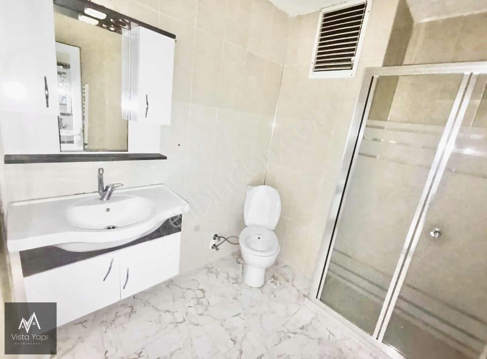 Küçükçekmece Adliye Yakını Fırsat 2+1 Lüx Daire - Görsel 2