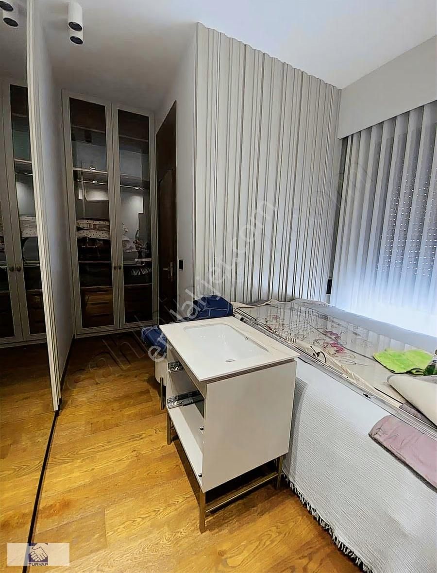 1200 Evlerde Satılık 6+1 Satılık Daire Havuzlu Site İçinde - Görsel 9