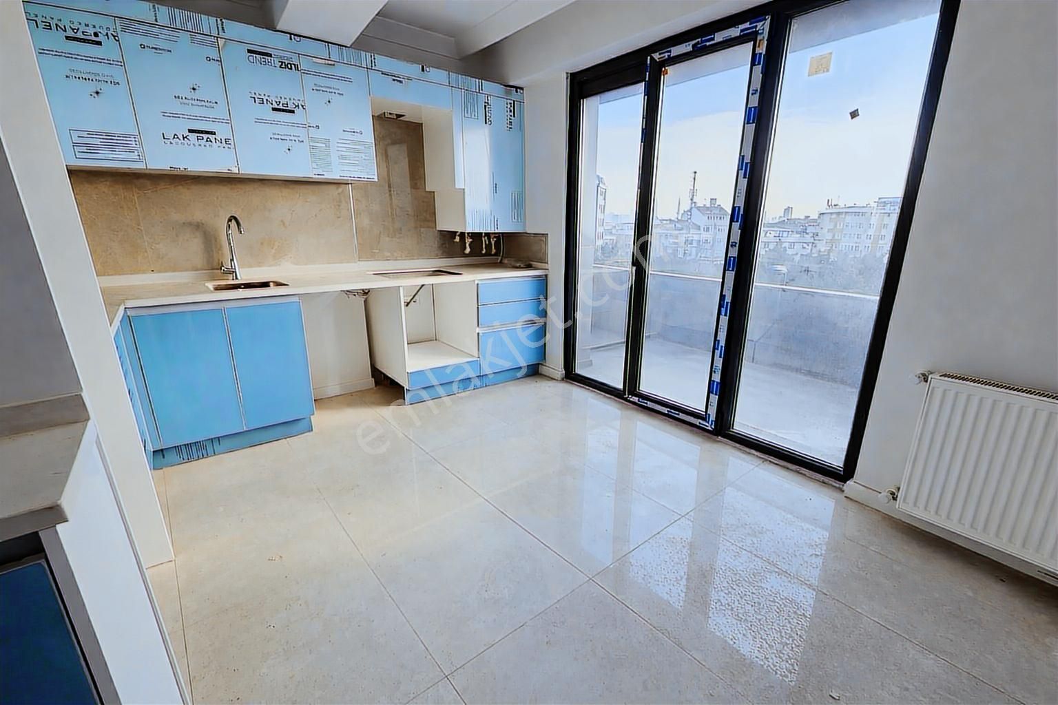 Sıfır Bina, 3 Banyo, Yüksek Tavan, Geniş Teras 5+2 Dubleks Daire - Görsel 11