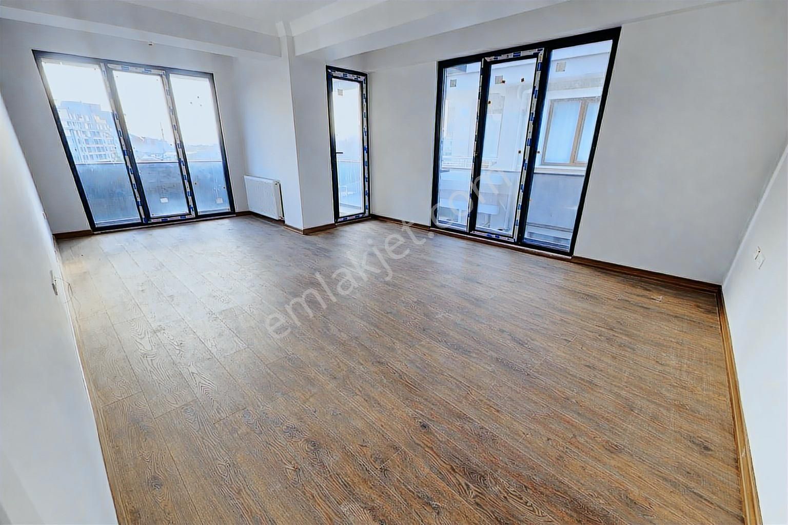 Sıfır Bina, 3 Banyo, Yüksek Tavan, Geniş Teras 5+2 Dubleks Daire - Görsel 2