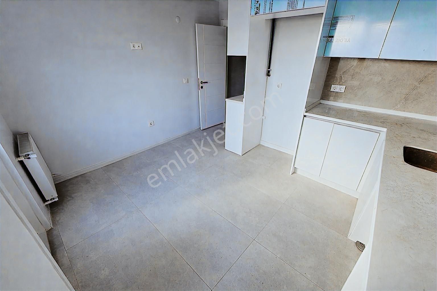 Sıfır Bina, 3 Banyo, Yüksek Tavan, Geniş Teras 5+2 Dubleks Daire - Görsel 14