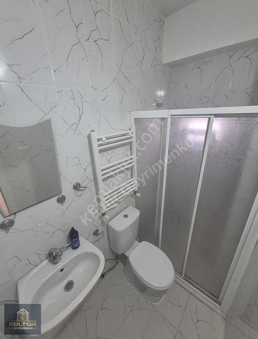 Yaşamkent Cadde Üzerinde Arakat Balkonlu 1+1 Herşeydahil Eşyalı - Görsel 2