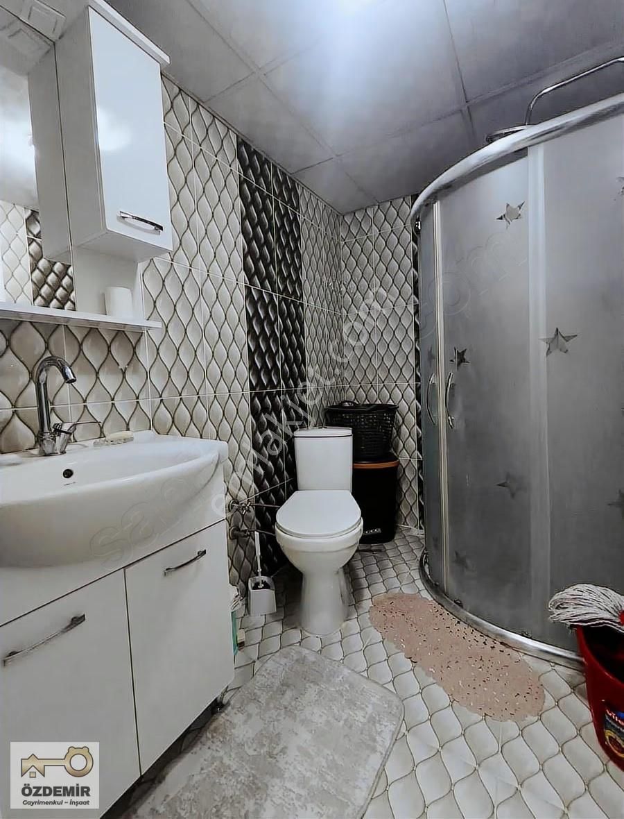 Özdemir'den Emek Balsu Bulvarı Yakını Bahçeli Satılık 2+1 Daire - Görsel 34