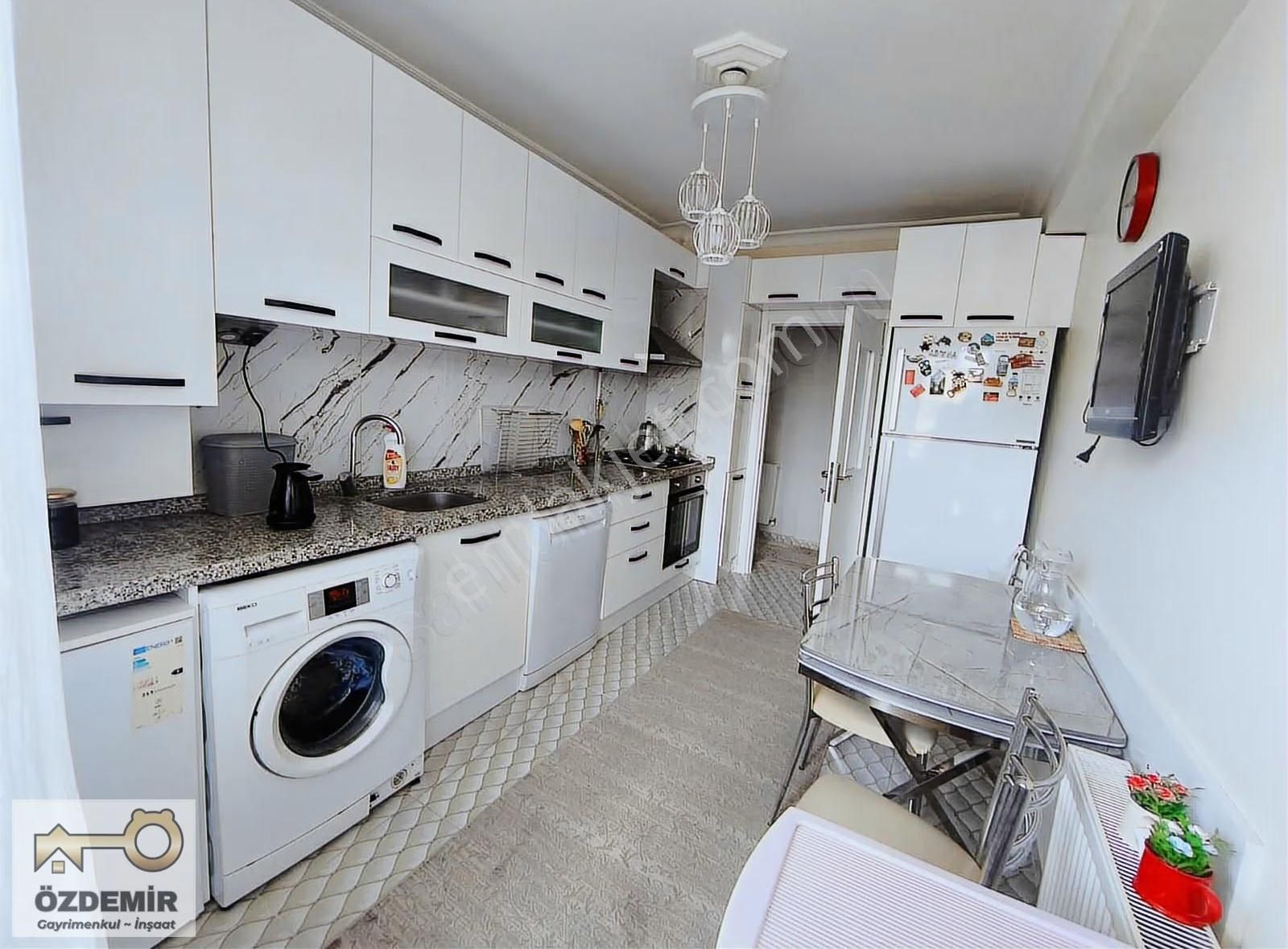 Özdemir'den Emek Balsu Bulvarı Yakını Bahçeli Satılık 2+1 Daire - Görsel 30