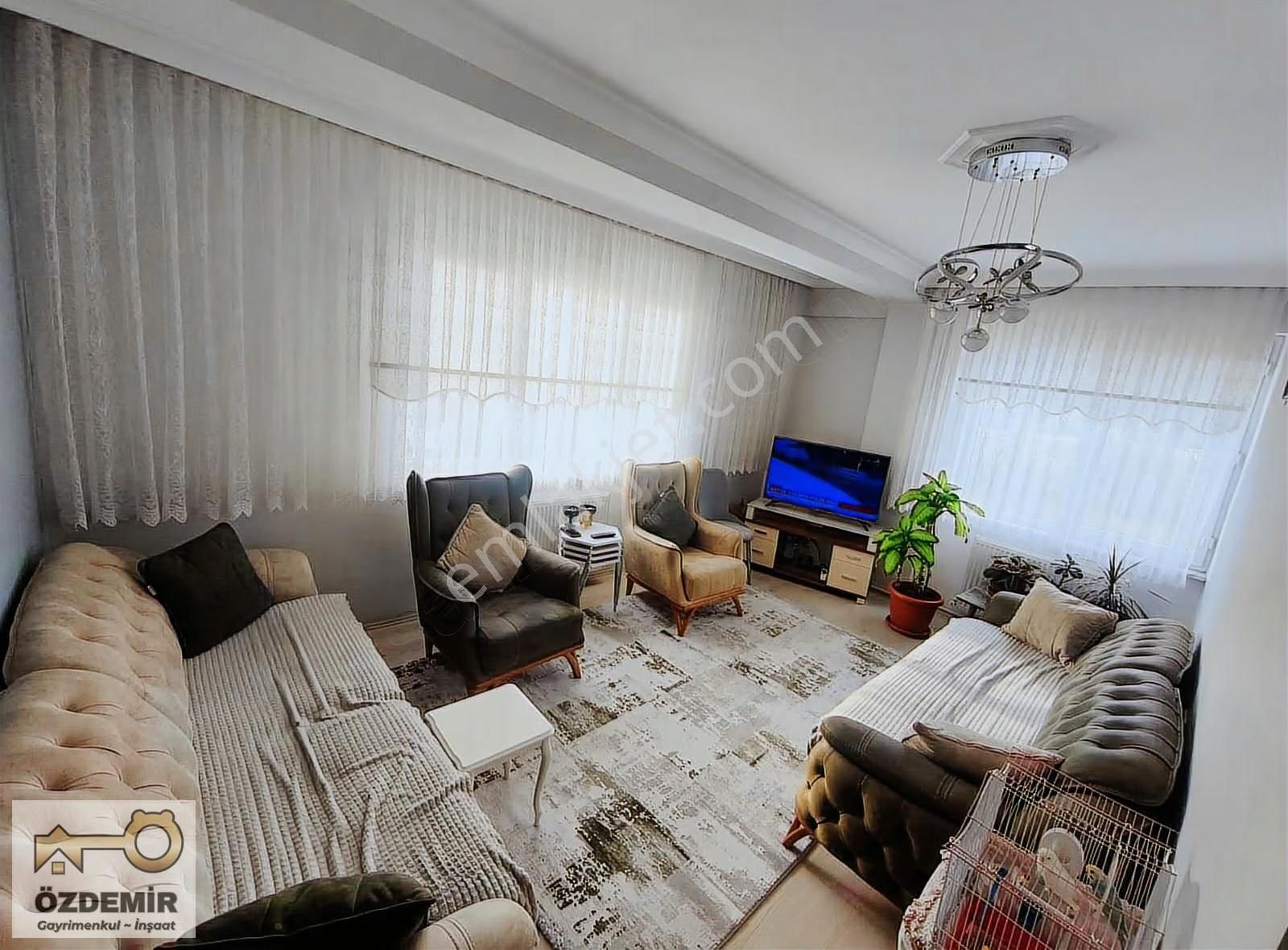 Özdemir'den Emek Balsu Bulvarı Yakını Bahçeli Satılık 2+1 Daire - Görsel 18