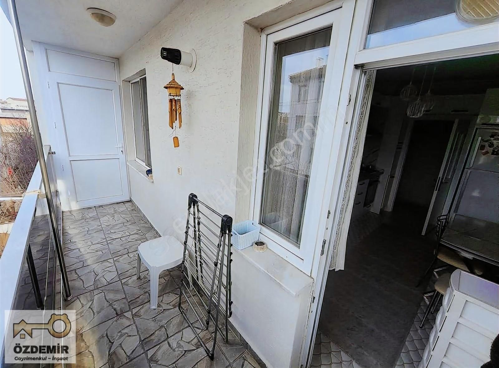 Özdemir'den Emek Balsu Bulvarı Yakını Bahçeli Satılık 2+1 Daire - Görsel 9