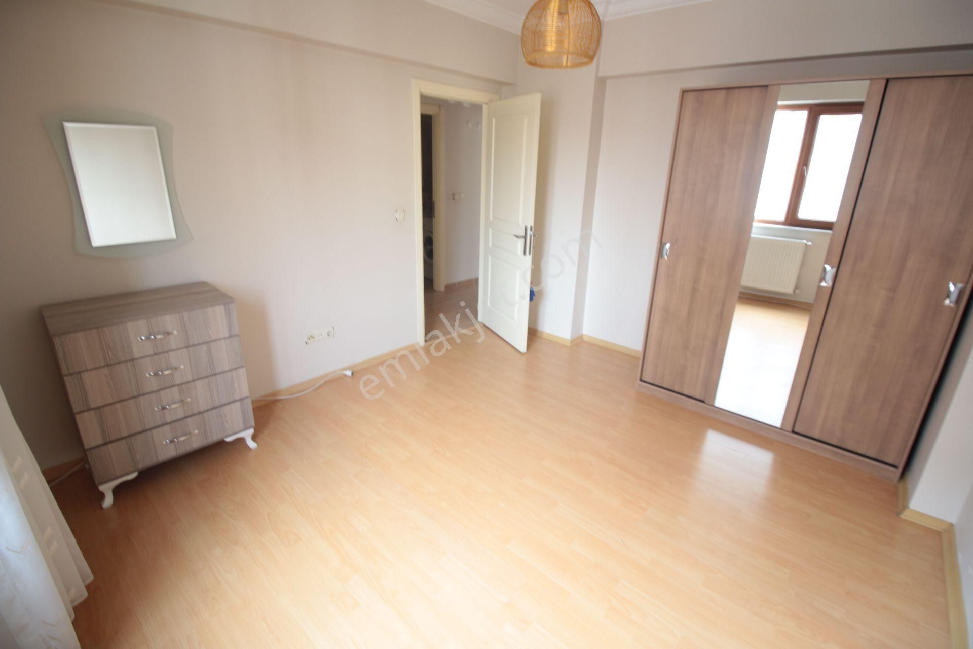 Ataşehir Küçükbakkalköy De 2+1 Ekmolife Sitesinde Kiralık Daire, - Görsel 16