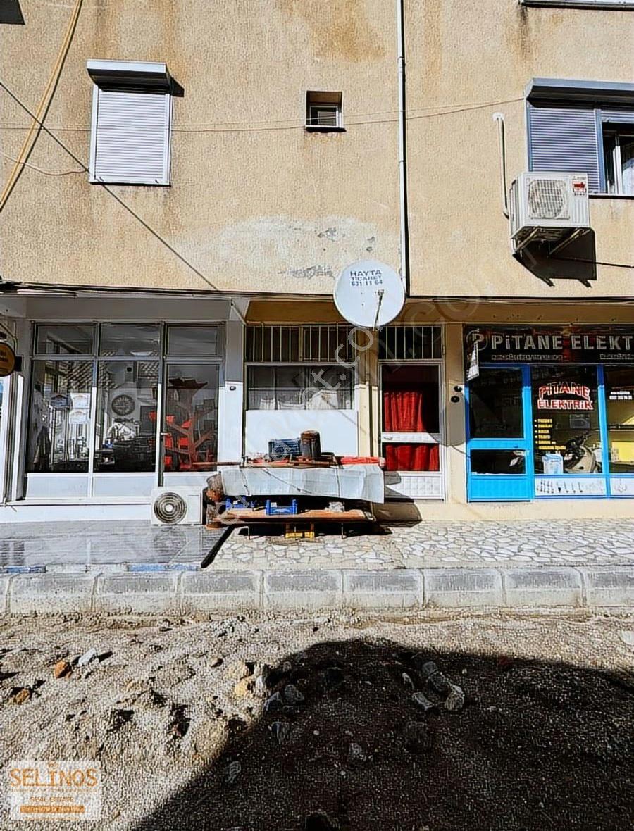 Çandarlı Merkezde Satılık Dükkan - Görsel 4