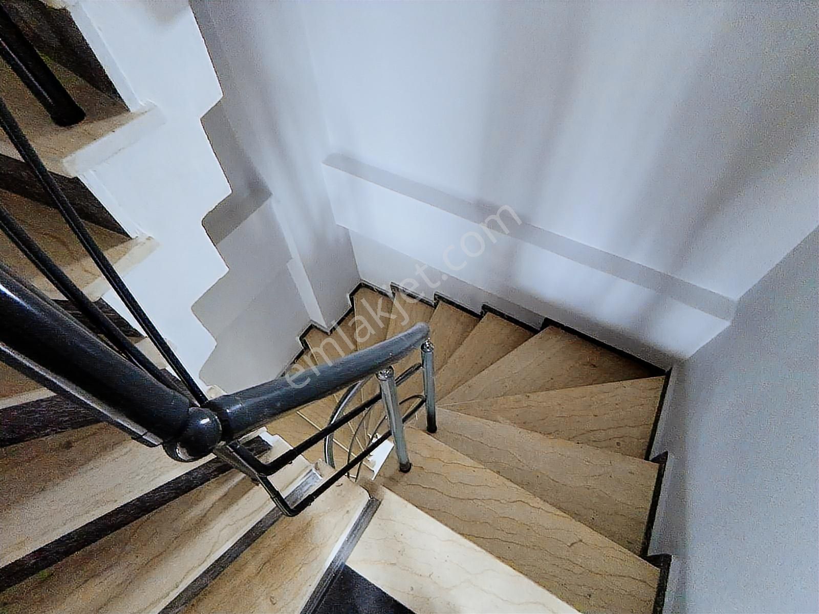 Yeniçiftlikte Satılık 4+1 Villa - Görsel 35