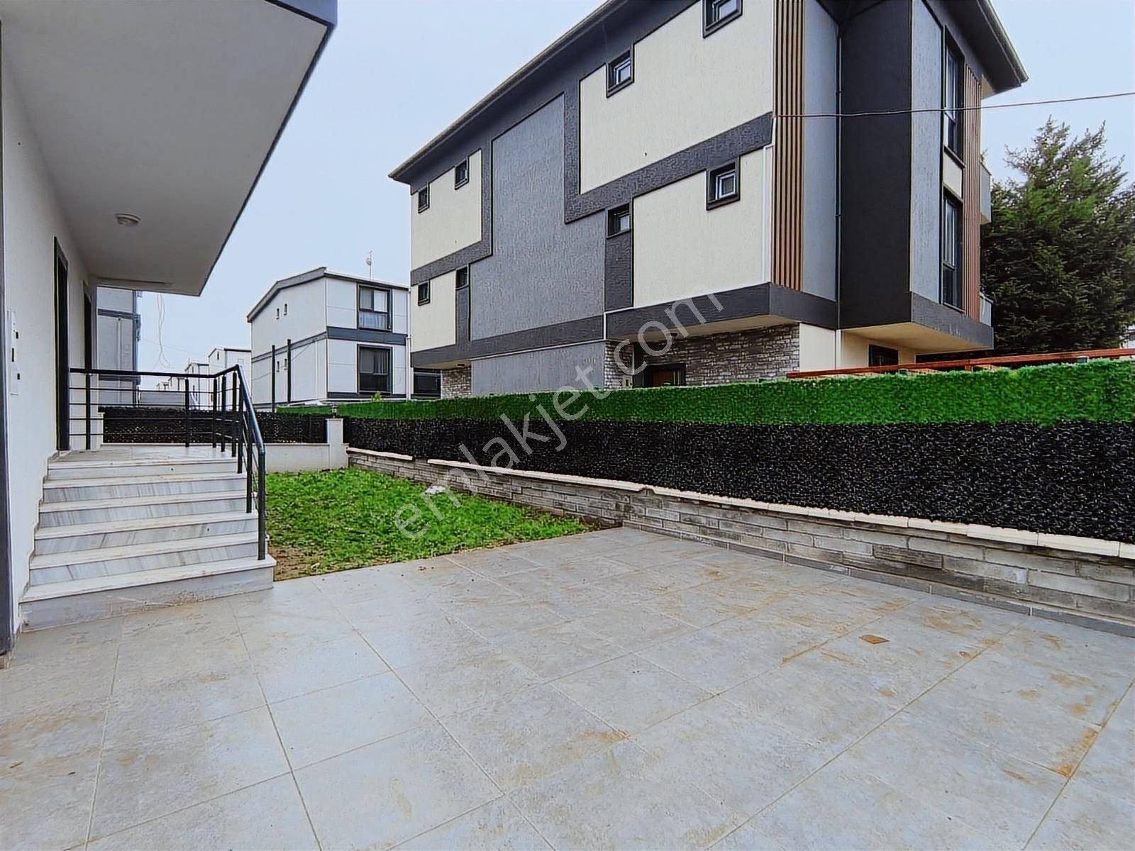 Yeniçiftlikte Satılık 4+1 Villa - Görsel 12
