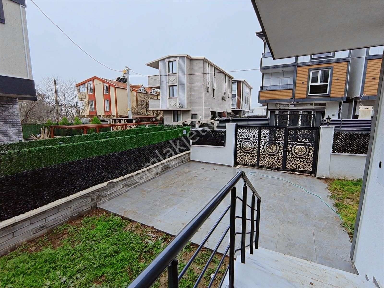 Yeniçiftlikte Satılık 4+1 Villa - Görsel 14