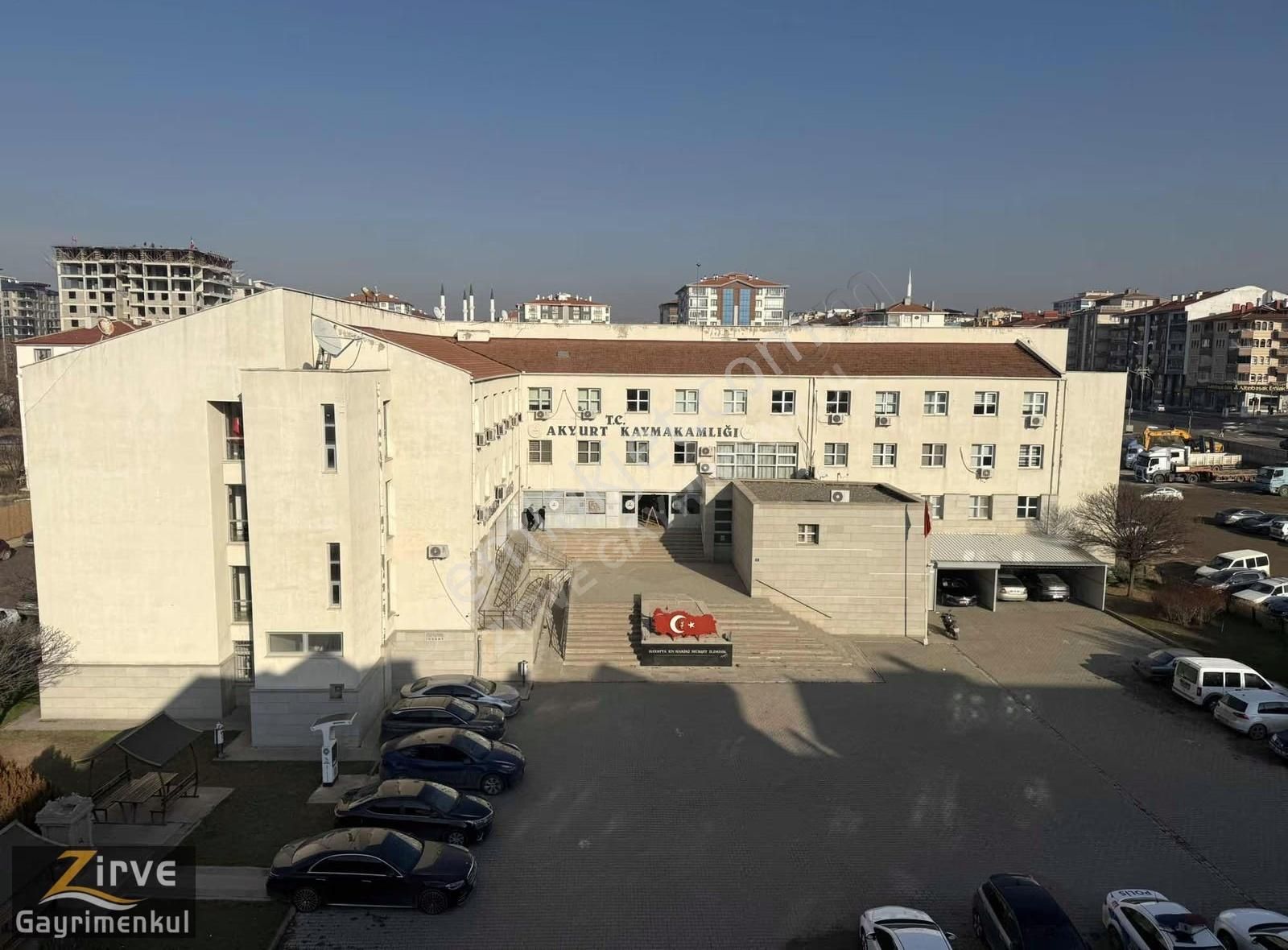 Zirve Gayrimenkulden 3+1 Merkezde Geniş Daire - Görsel 5