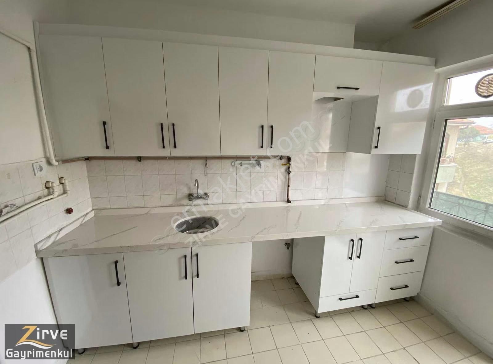 Zirve'den Çarşı Merkezde 3+1 İskanlı Uygun Fiyata Daire!