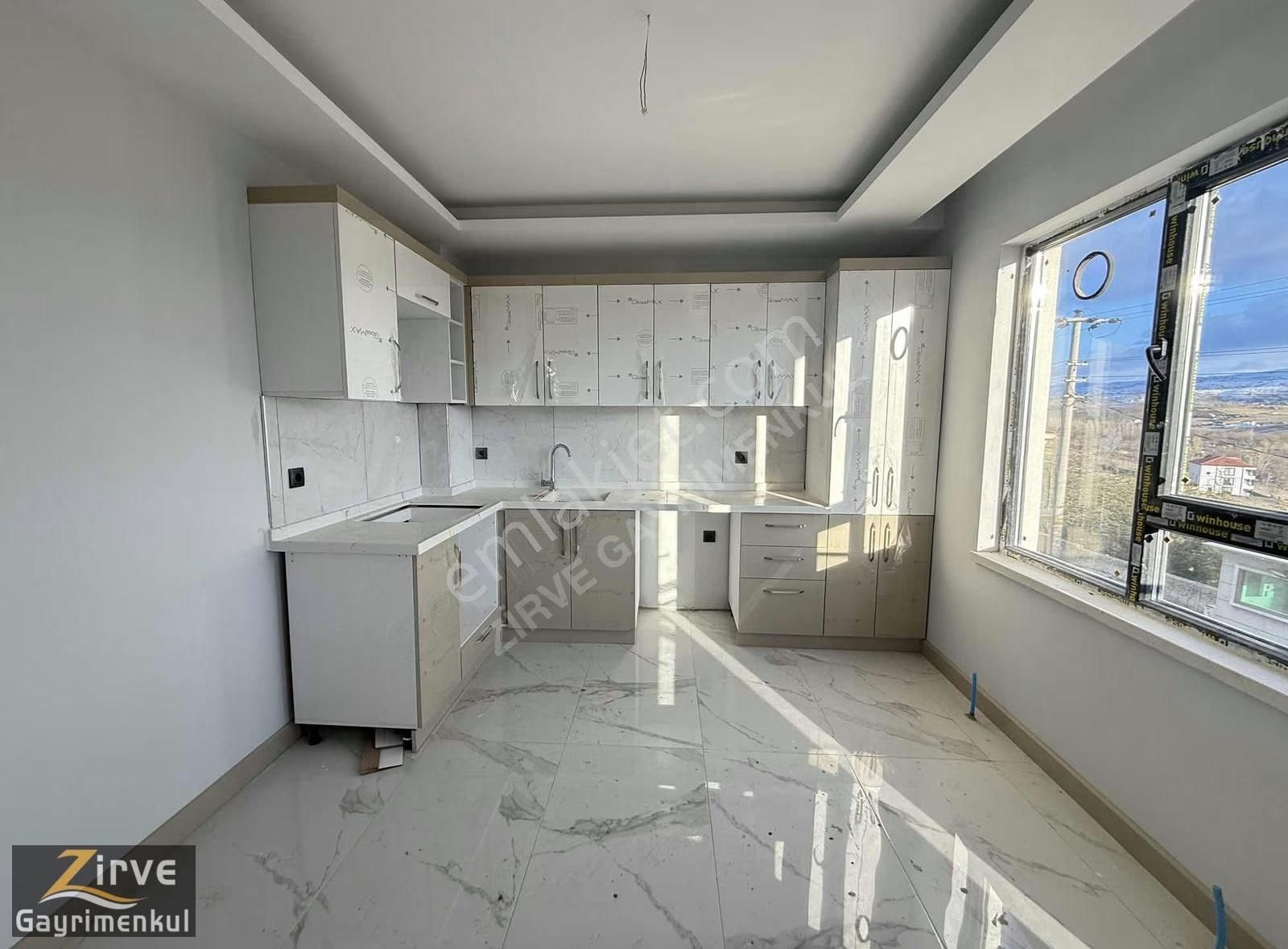 Zirve'den Yeşiltepe Mahallesi Güney Cephe 2+1 Sıfır Daire!