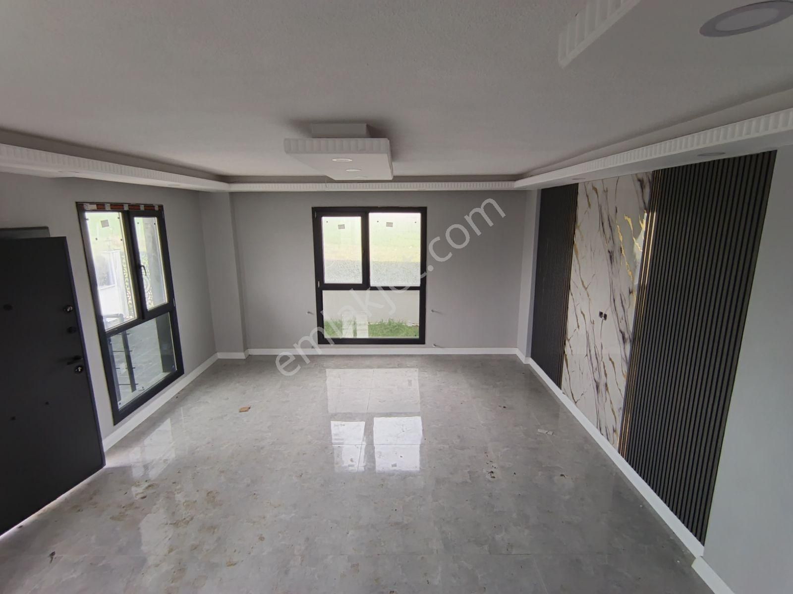 Sıfır 170 M Arsa İçinde Krediye Uygun İskanlı 3 Katlı 4+1 Villa - Görsel 22