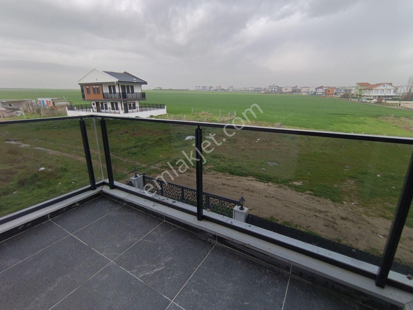 Sıfır 170 M Arsa İçinde Krediye Uygun İskanlı 3 Katlı 4+1 Villa - Görsel 25