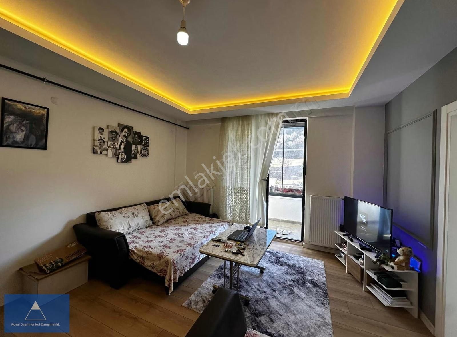 Tramvaya 200 M Oldukça Geniş Şahane Konum Kombi+cambalkonlu 1+1 - Görsel 5