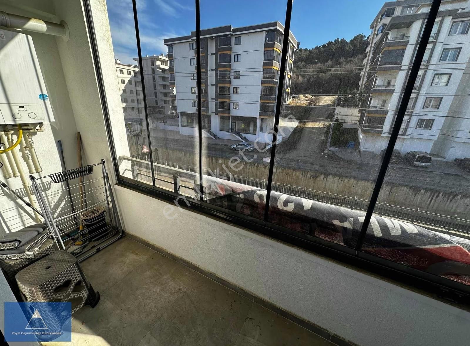 Tramvaya 200 M Oldukça Geniş Şahane Konum Kombi+cambalkonlu 1+1 - Görsel 6