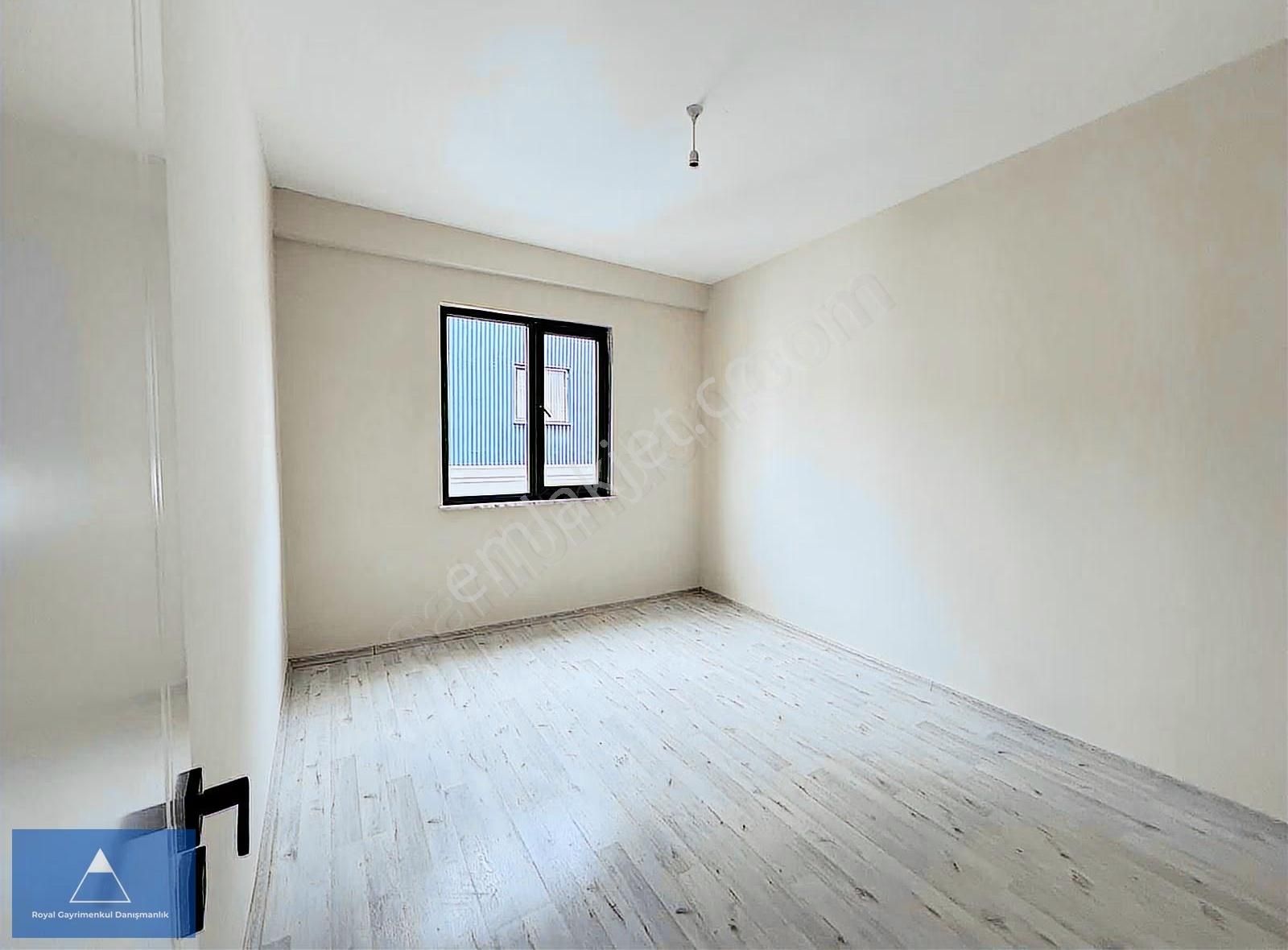 Geniş Kullanışlı Fırsat Arakat 1+1