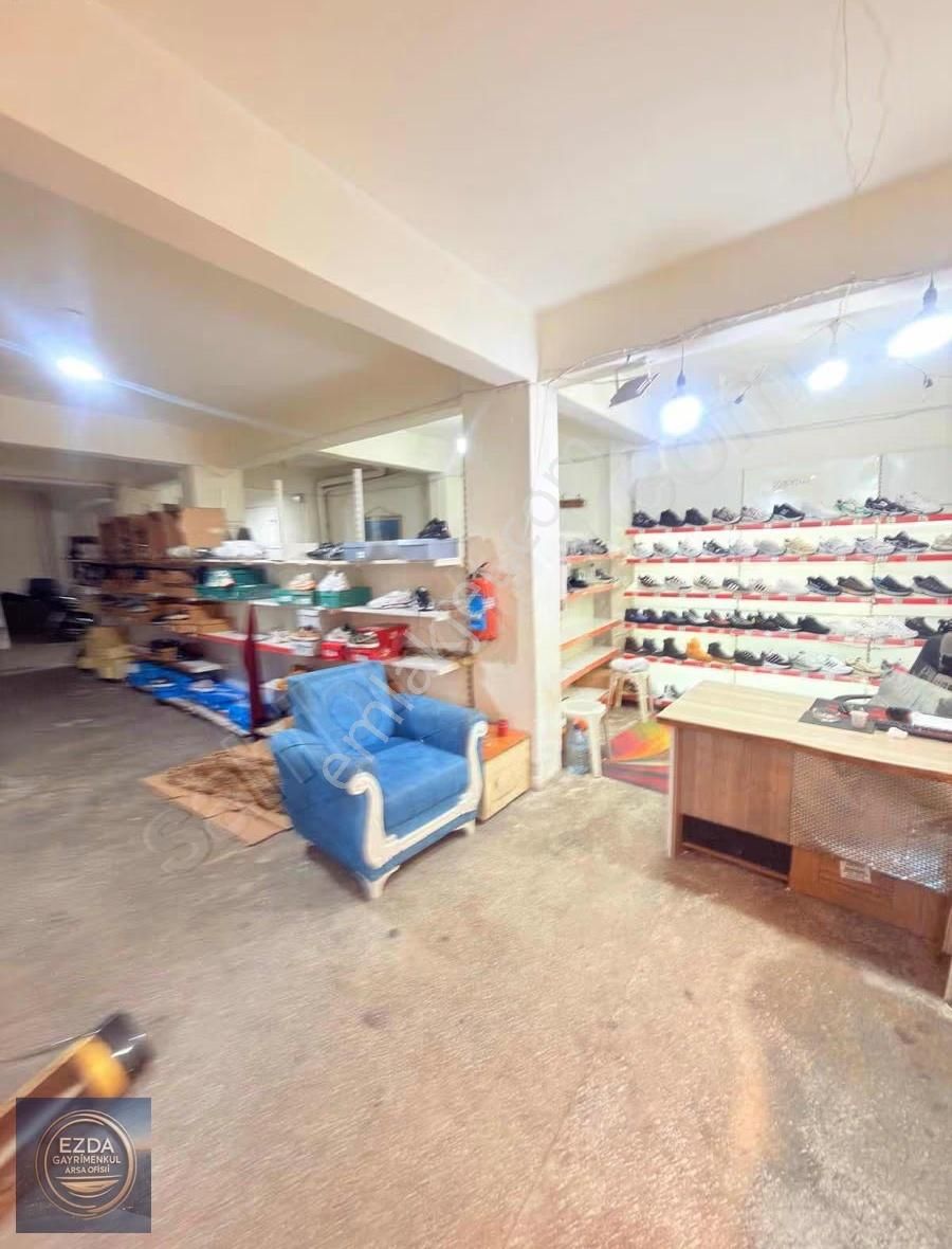 Acil! Çiftliğe Yakn Aracadde Üzerinde Satlık 175m2 Bodrum Dükkan