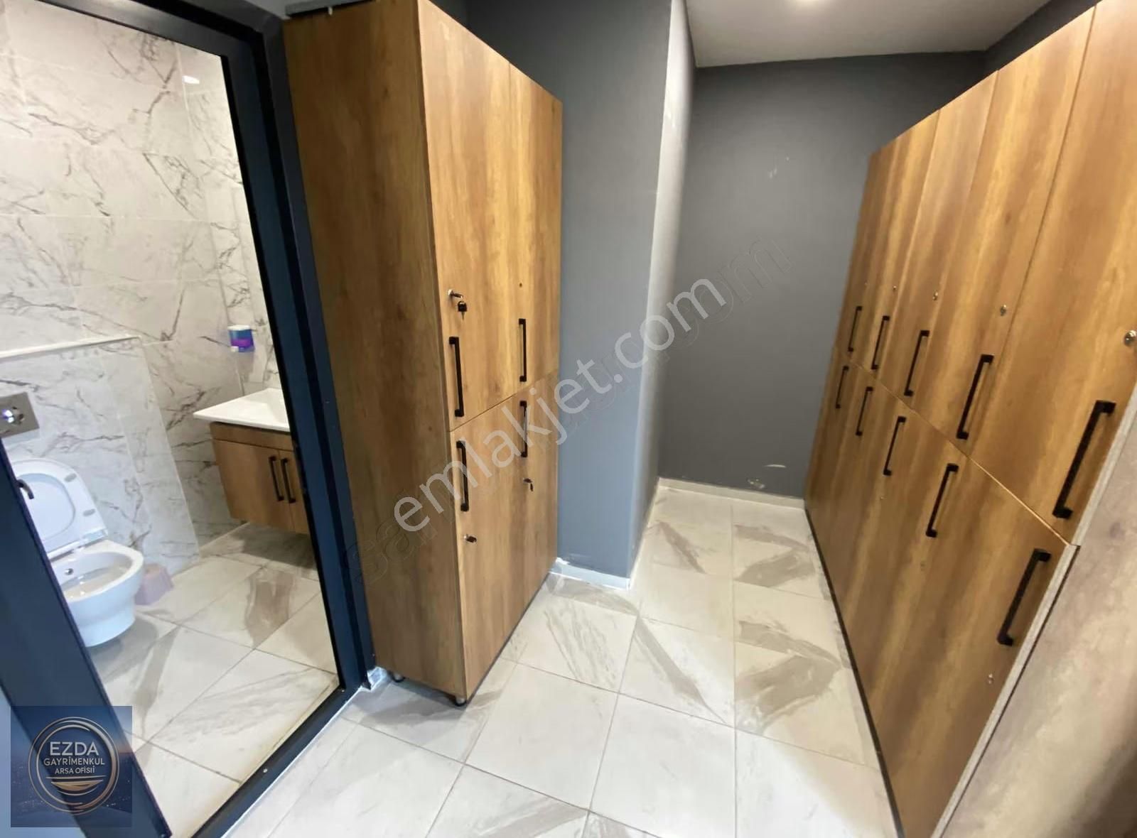 Beylikdüzü Tor Sitesinde Satılık 8.kat Güney Cephe 1+1 Daire - Görsel 27