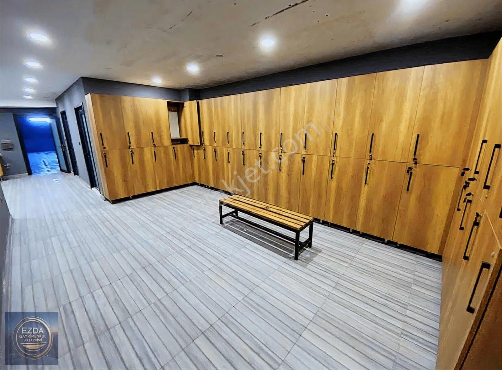 Beylikdüzü Tor Sitesinde Satılık 8.kat Güney Cephe 1+1 Daire - Görsel 17