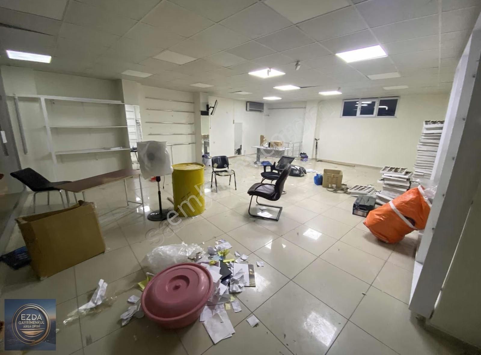 Kiralık 2 Katlı 180m2 Düz Giriş Depolu Yeni Dükkan - Görsel 6