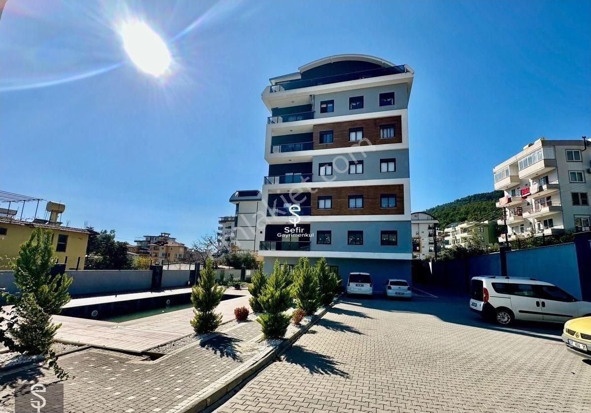 Alanya Çıplaklı'da 2+1 Ayrı Mutfak Havuz'lu Kiralık Daire