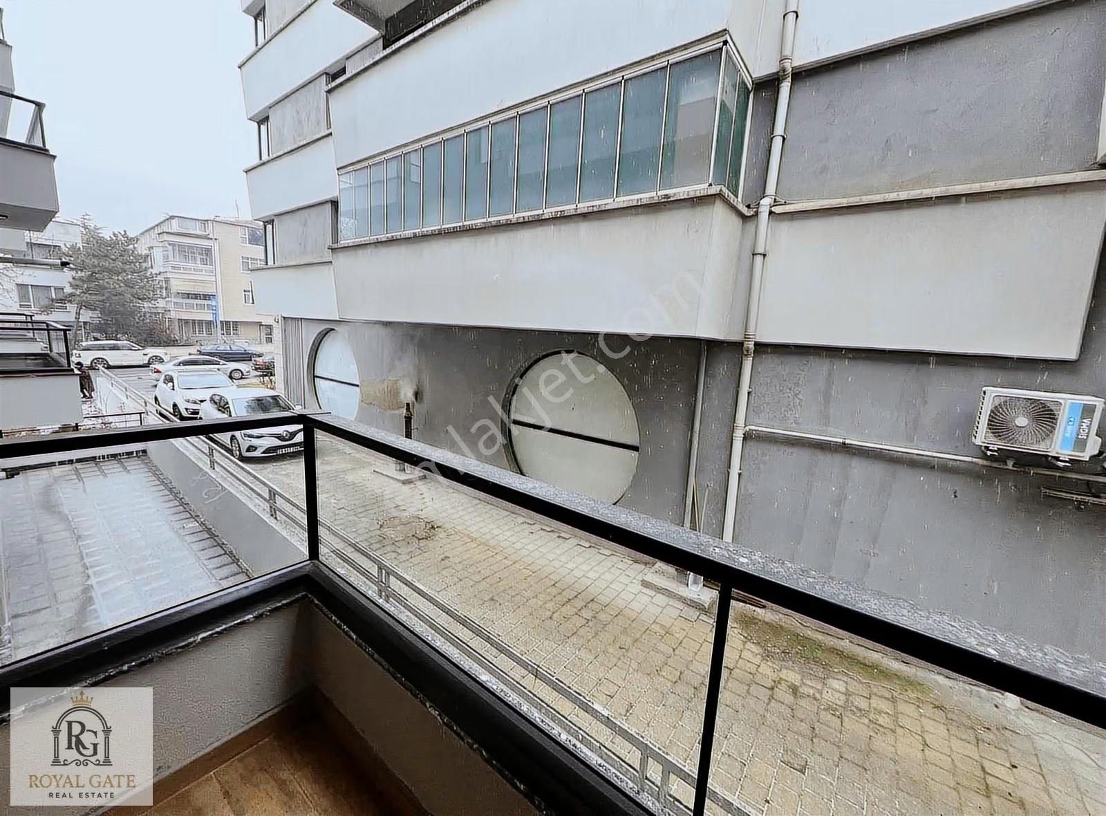 Gop Ta Nenehatun Cad. Üzeri Katta 3+1 Sıfır Satılık Daire - Görsel 20