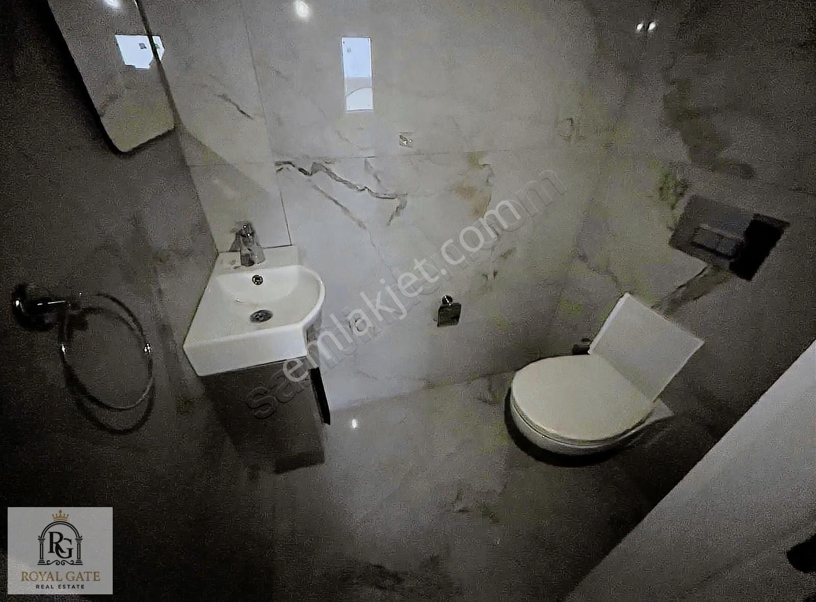 Gop Ta Nenehatun Cad. Üzeri Katta 3+1 Sıfır Satılık Daire - Görsel 15