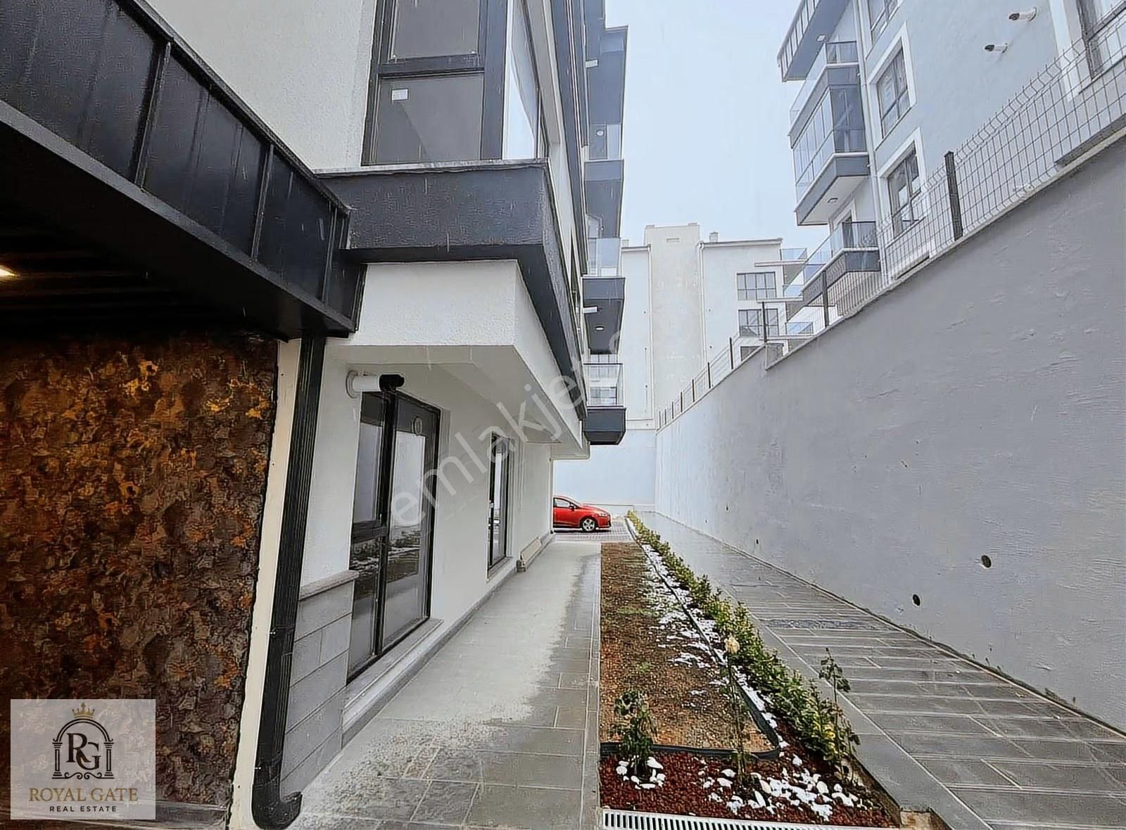 Çankaya Hilal Mahallesinde Kiralık 1+1 Daire - Görsel 13