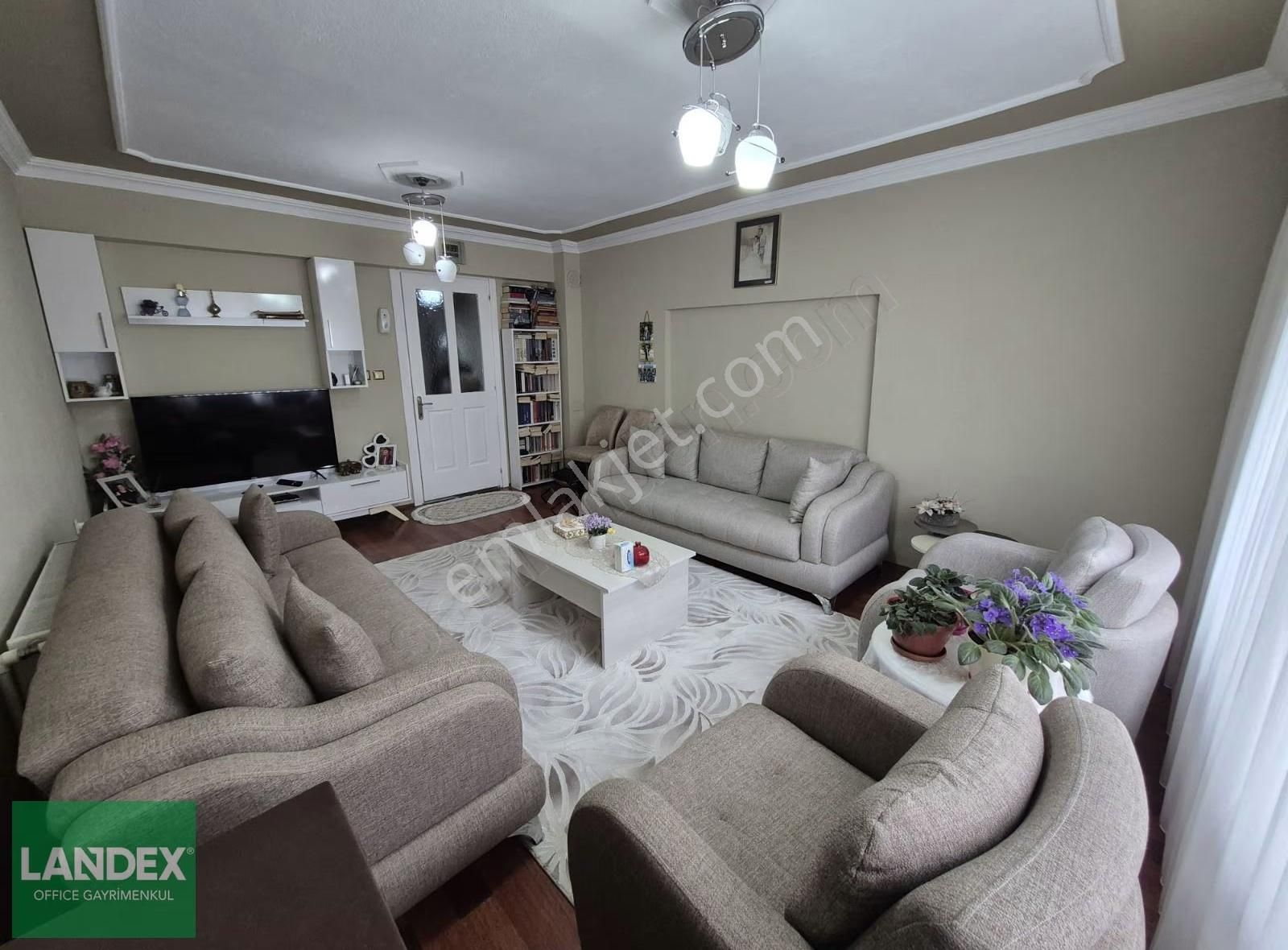 Karahasanlıda Umut 3 Sitesinde 2+1 Cam Balkonlu Satılık Daire - Görsel 14