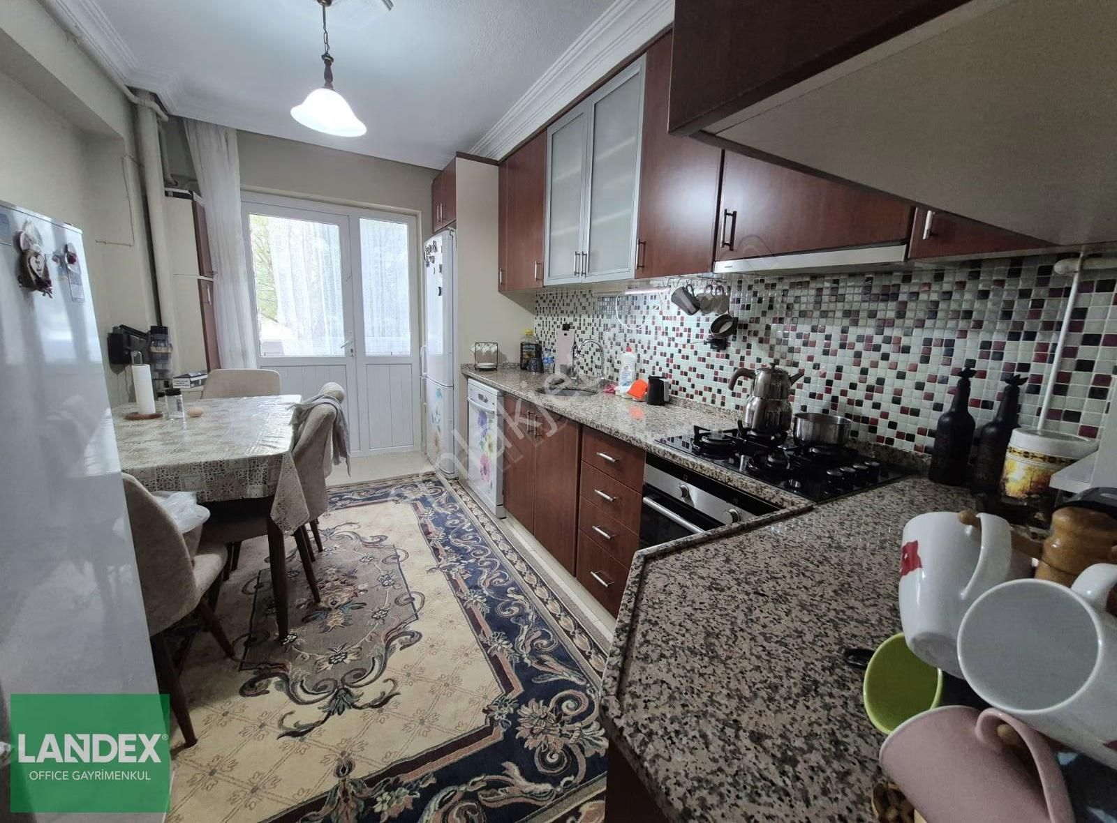 Karahasanlıda Umut 3 Sitesinde 2+1 Cam Balkonlu Satılık Daire - Görsel 7