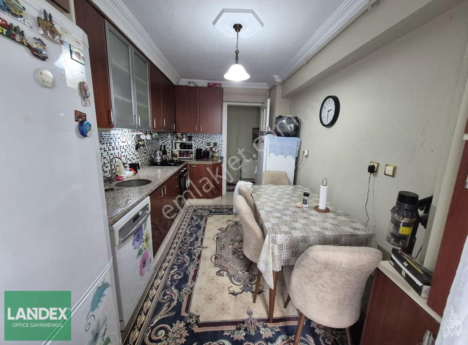 Karahasanlıda Umut 3 Sitesinde 2+1 Cam Balkonlu Satılık Daire - Görsel 18